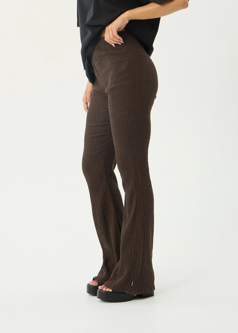 Focus Seersucker Flare Pant - Coffee