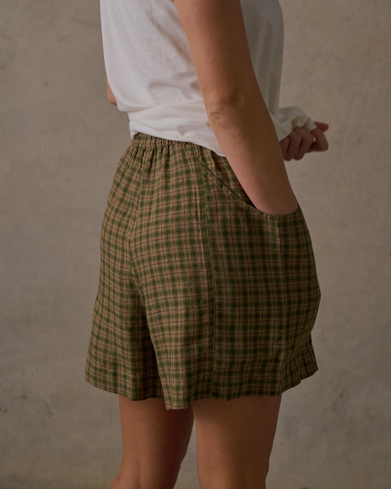 Patio Check Shorts - Brown