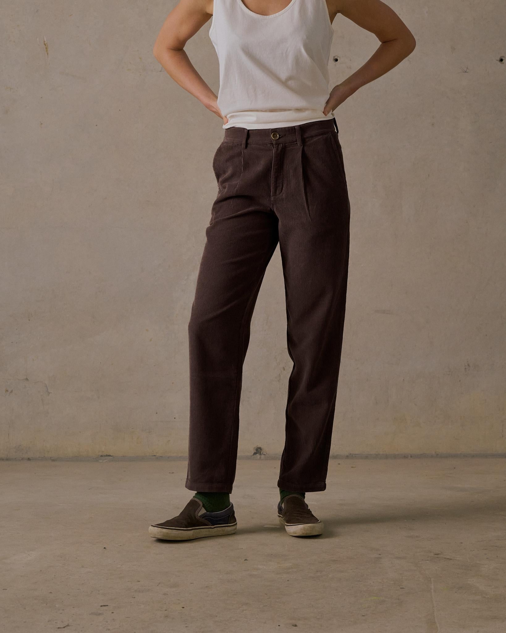 Classic Cord Pants - Brown