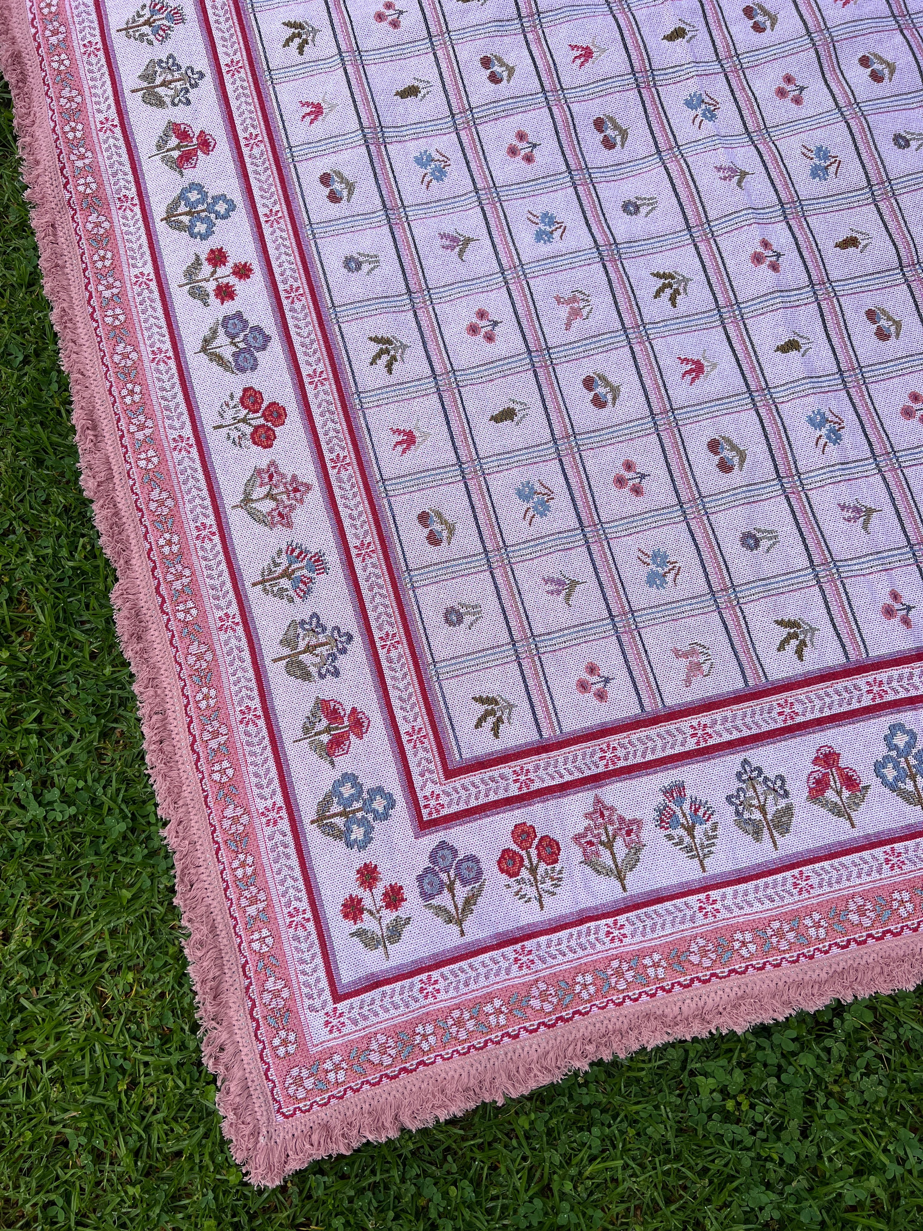 The Petal Travel Rug