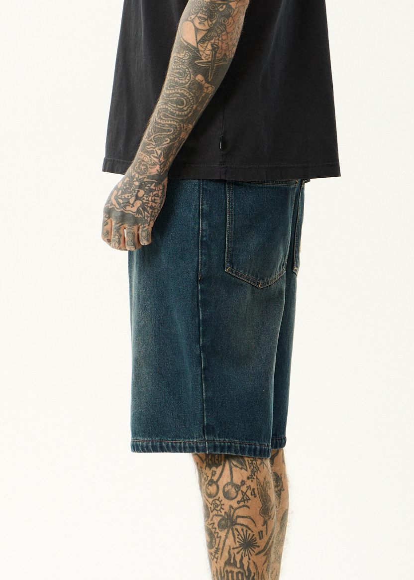Fast Forward - Denim Ultra Baggy Pleated Short 24" - Vintage Wash