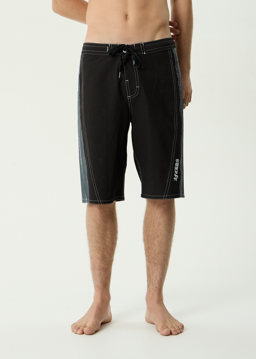 Forum - Surf Related V2 Boardshort 22" - Black