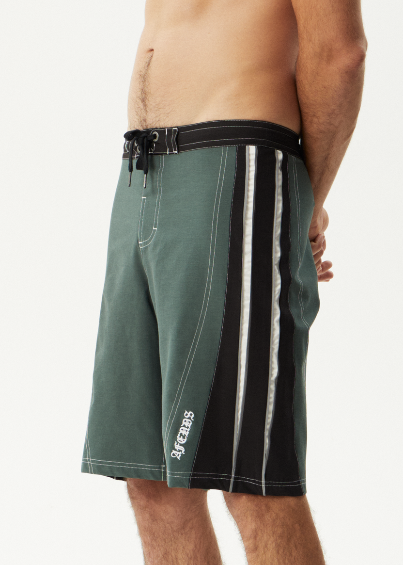 Forum - Surf Related Boardshort 22" - Pine