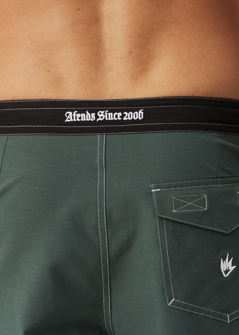 Forum - Surf Related Boardshort 22" - Pine
