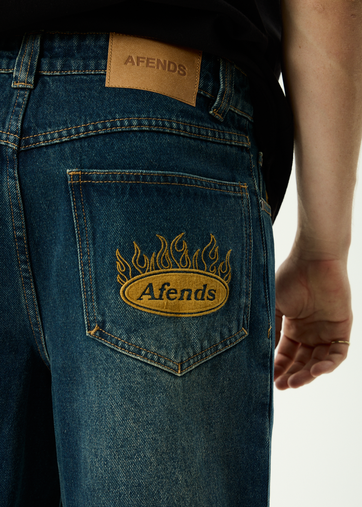 Fast Forward - Denim Ultra Baggy Jean - Vintage Wash
