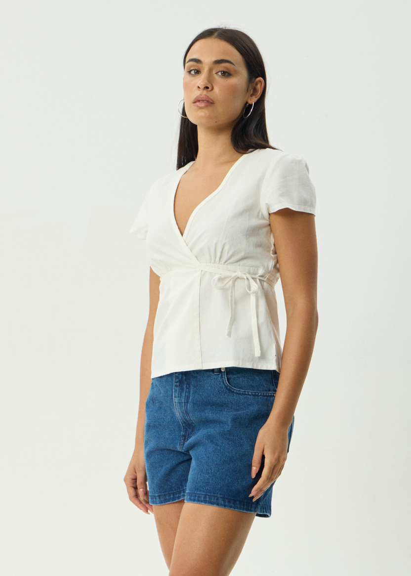 Loula - Wrap Top - White