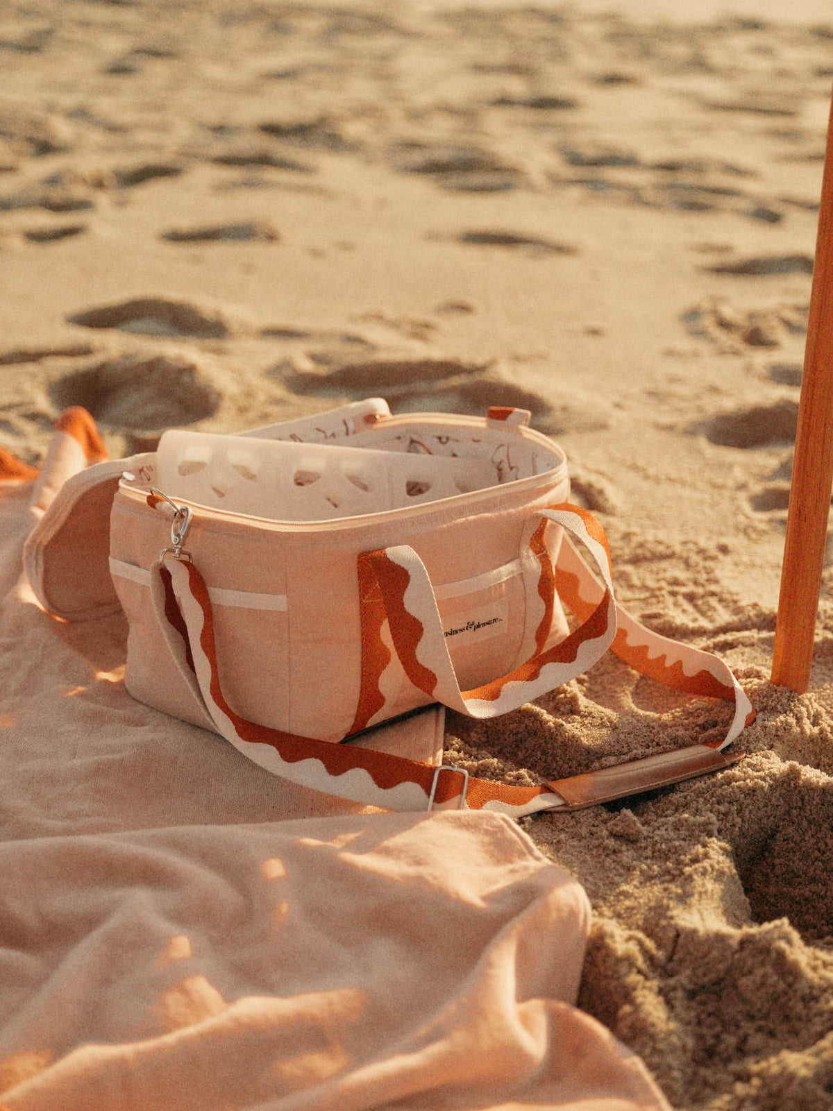The Premium Cooler Bag - Riviera Pink