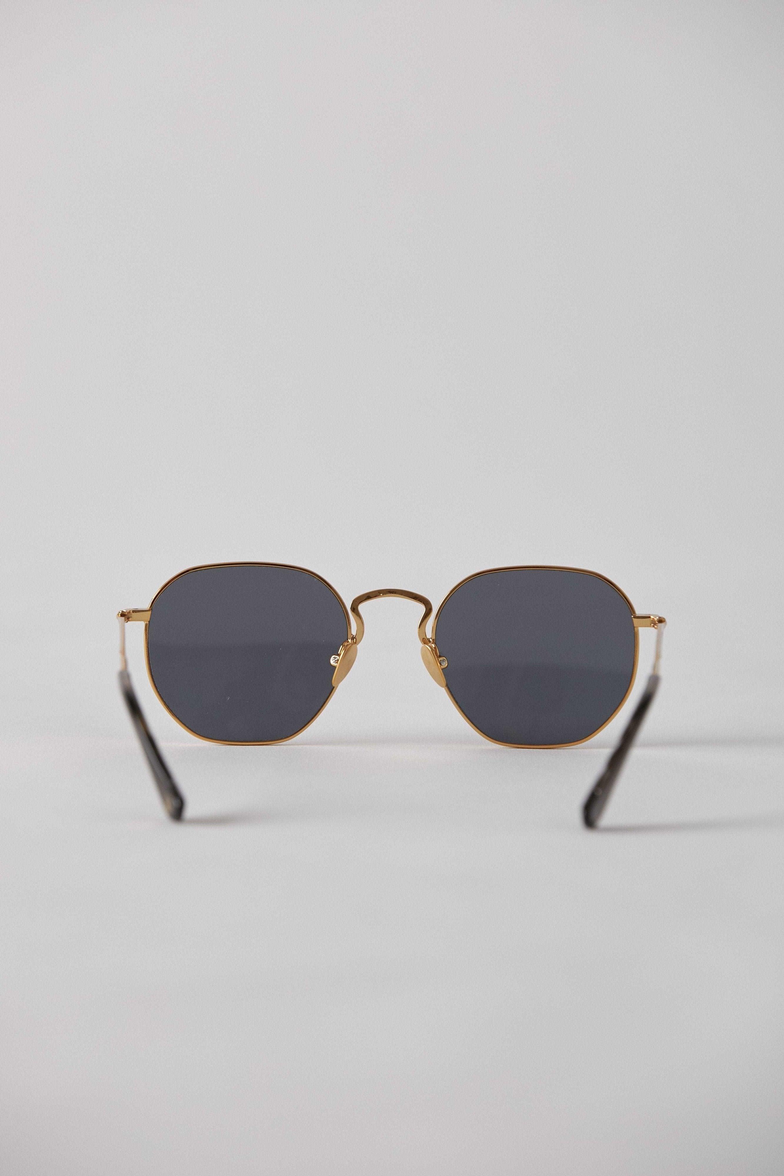 Denz - Gold Polished / Black