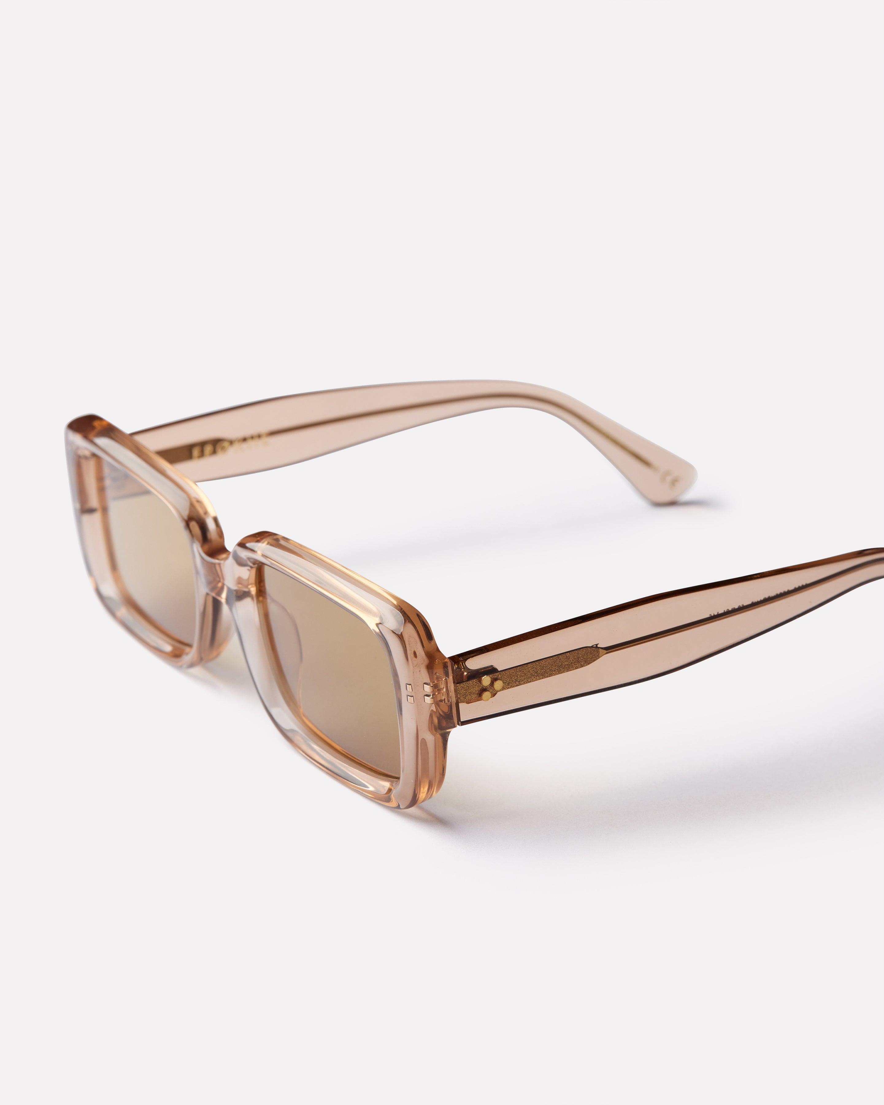 Dune - Beige Smoke Polished / Amber