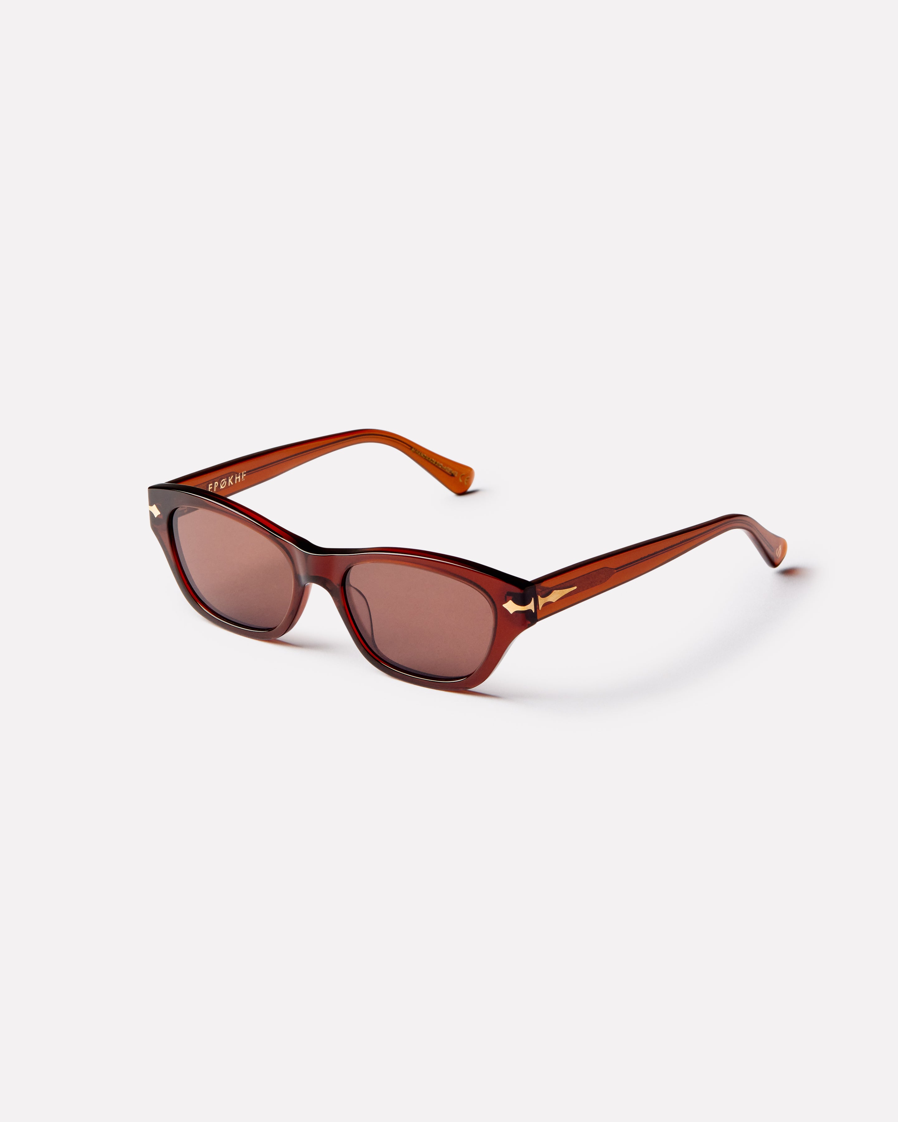 Frequency - Maple Polished / Brown